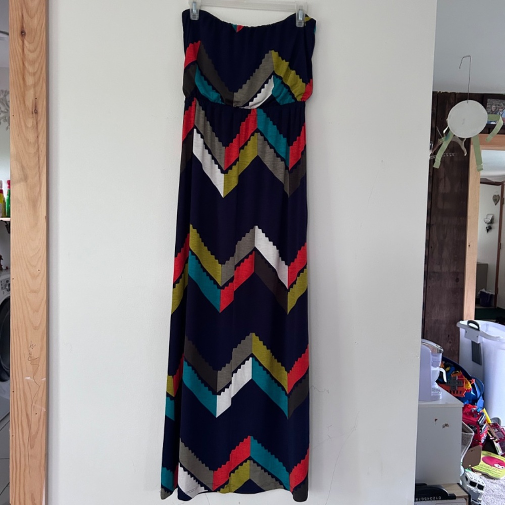 🍒Trixxi Strapless Chevron Print Maxi Dress - Picture 7 of 11